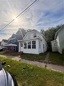 22 Dewey ST, Portsmouth — 2 bed Residential, 806 sqft