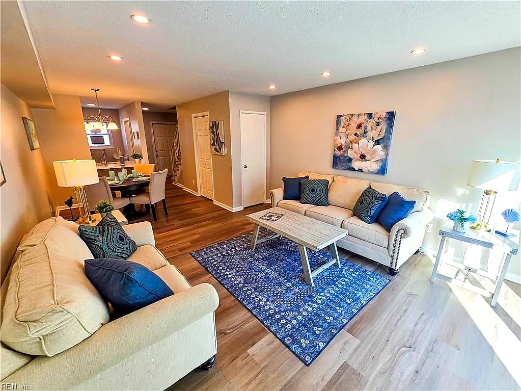1268 Little Bay AVE #12, NORFOLK VA 23503