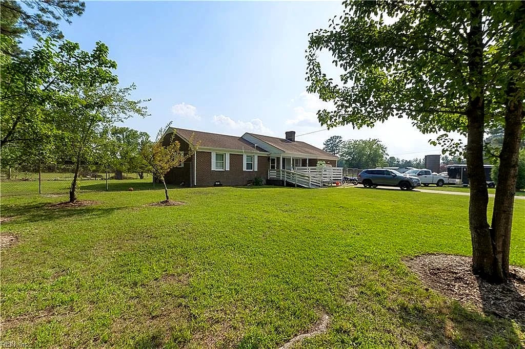 4309 East RD, CHESAPEAKE VA 23321