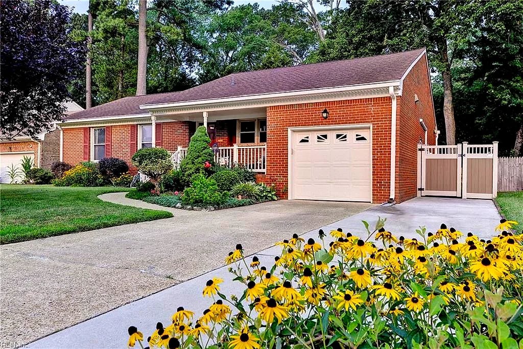 3 Bonney LN, Hampton — 3 bed Residential, 1,379 sqft