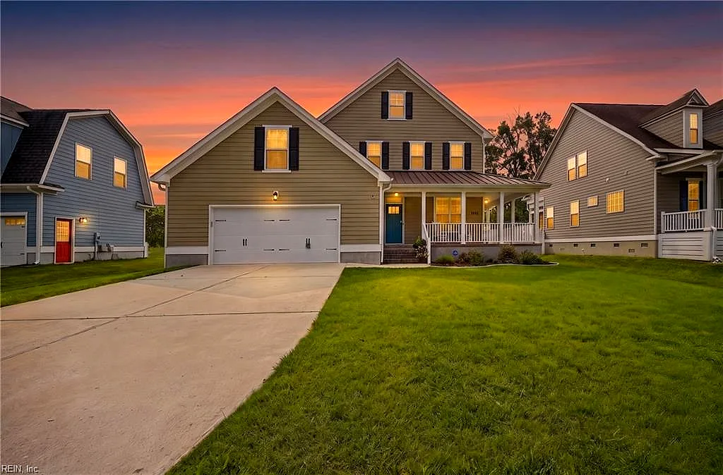 1933 Reefwood RD, CHESAPEAKE VA 23323