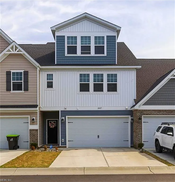 1837 Honey Milk RD, CHESAPEAKE VA 23323