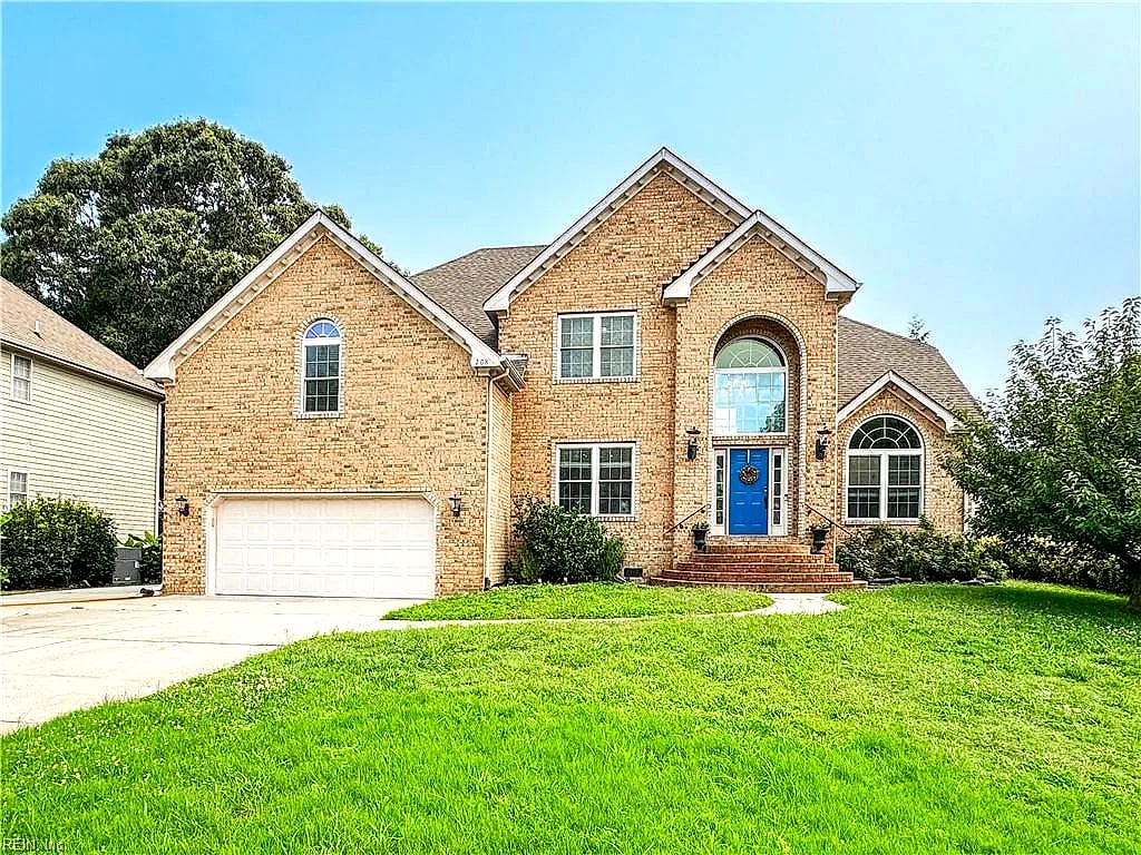 208 Leicester CT, CHESAPEAKE VA 23322