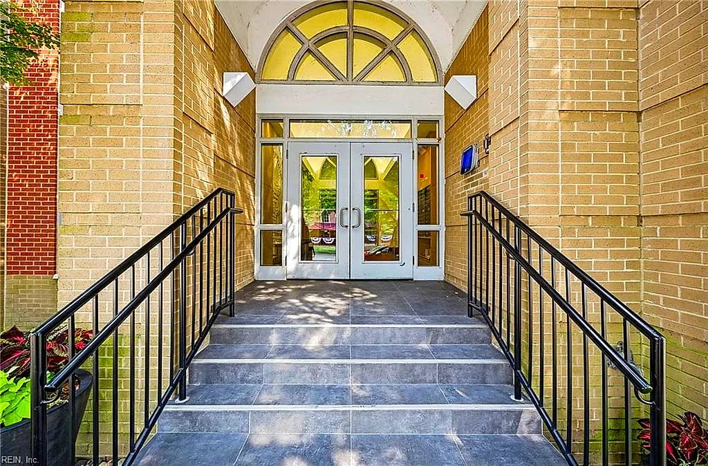 388 Boush ST #406, NORFOLK VA 23510