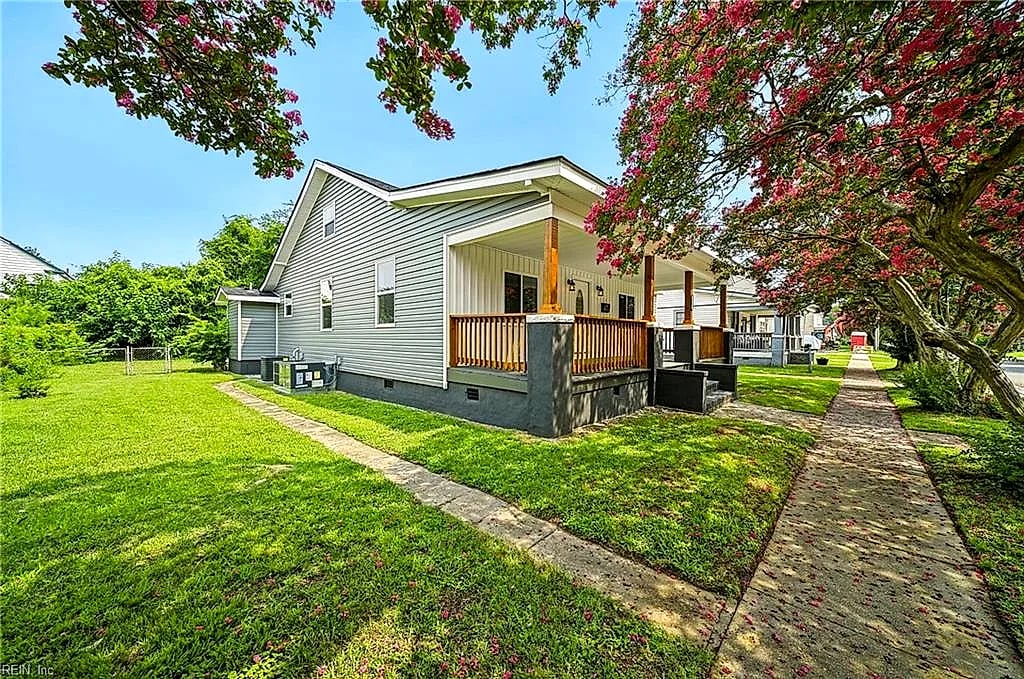 1907 Azalea AVE, PORTSMOUTH VA 23704