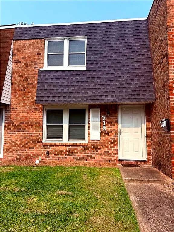 715 Arthur AVE, VIRGINIA BEACH VA 23452