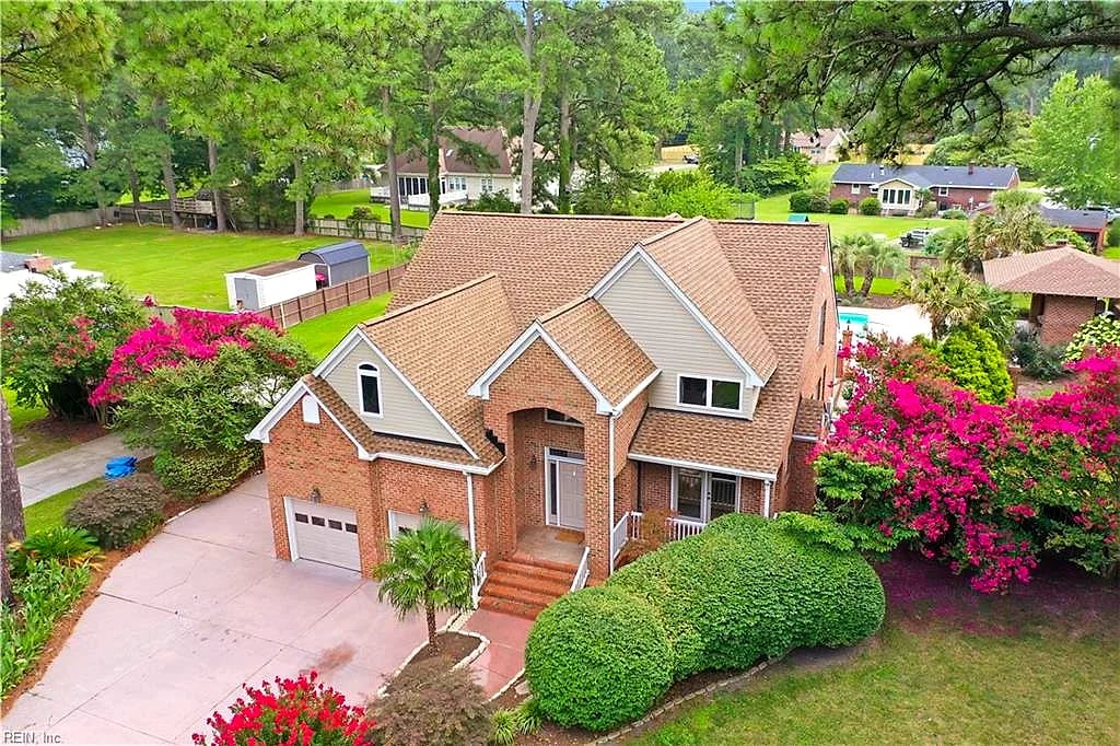 5041 Jakeman ST, Virginia Beach — 3 bed Residential, 2,954 sqft
