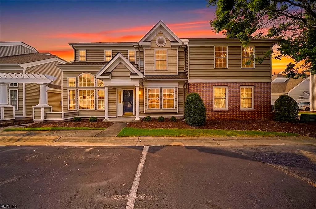 1504 Coolspring WAY, Virginia Beach — 3 bed Residential, 1,982 sqft
