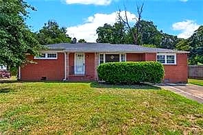 18 Bethel RD, NEWPORT NEWS VA 23608