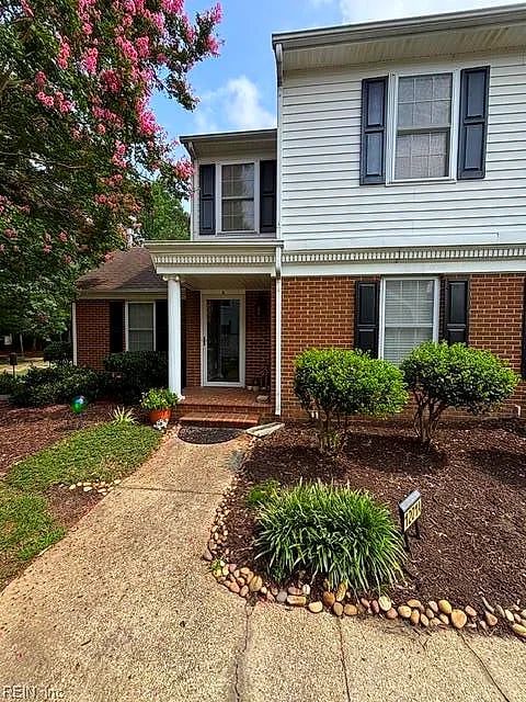 1201 Bridge XING #A, YORKTOWN VA 23692
