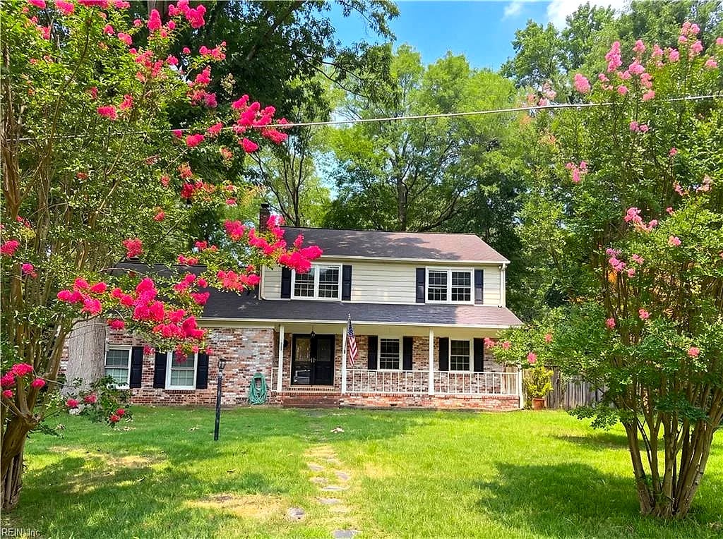 101 Bonito DR, YORKTOWN VA 23692