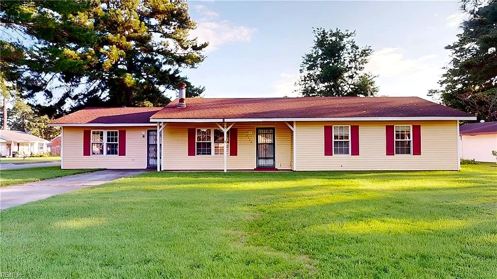 4710 Milan DR, PORTSMOUTH VA 23703