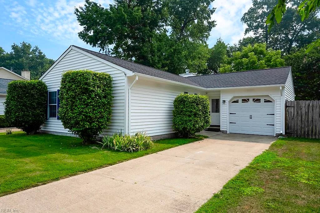 1404 Larkview DR, VIRGINIA BEACH VA 23454