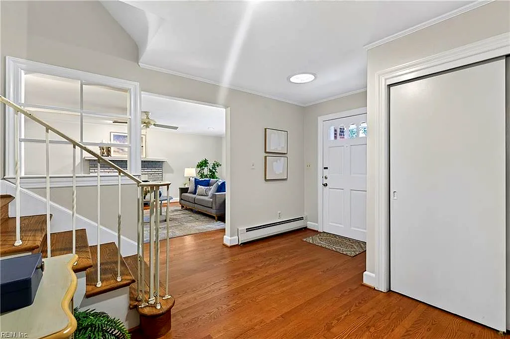 3375 Lynnwood DR, VIRGINIA BEACH VA 23452