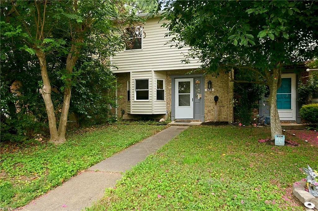 828 Biltmore DR, VIRGINIA BEACH VA 23454