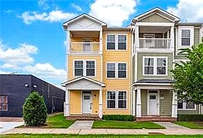 937 E Ocean View AVE, Norfolk — 4 bed Residential, 2,395 sqft