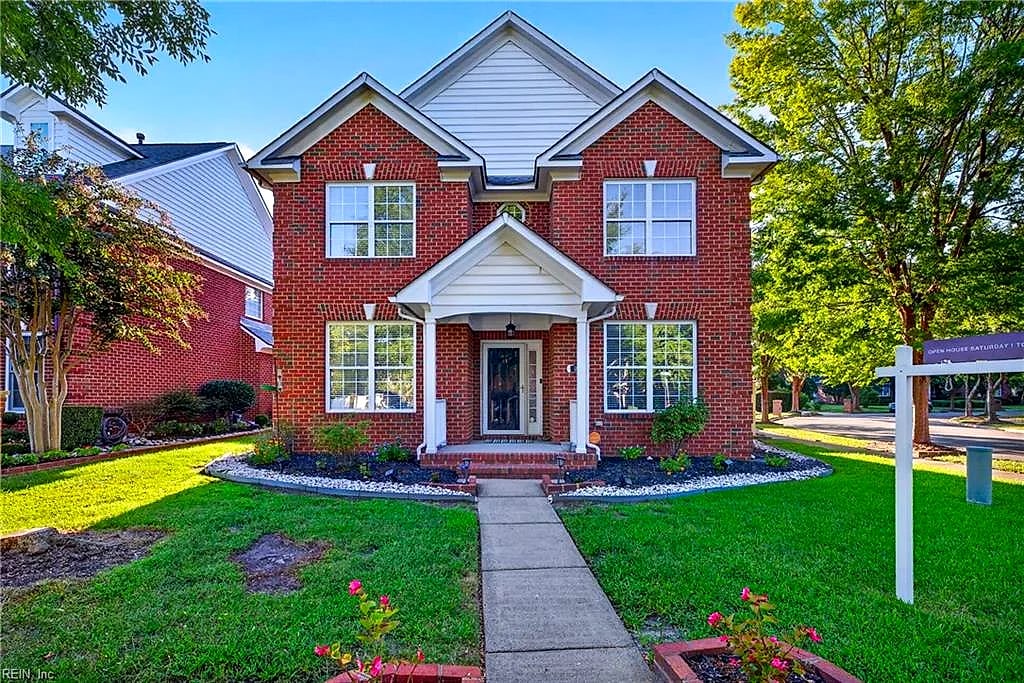 948 Stanhope GDNS, CHESAPEAKE VA 23320