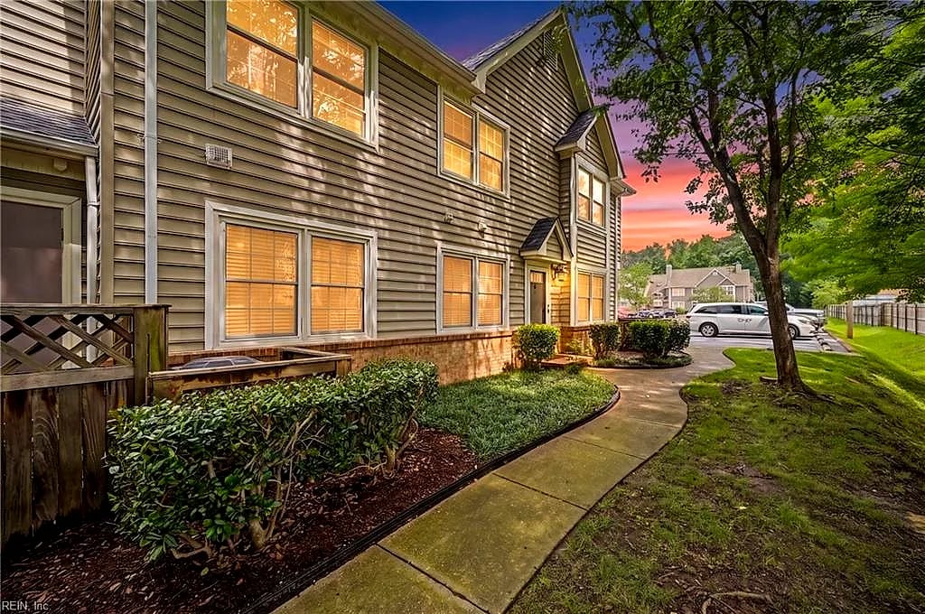 701 Rapidan River CT #A, CHESAPEAKE VA 23320