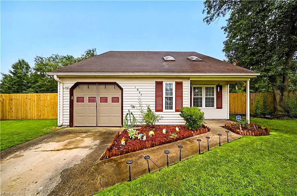 1647 High Plains DR, Virginia Beach — 4 bed Residential, 2,022 sqft