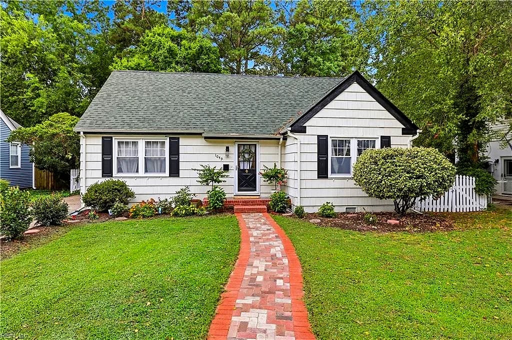 1049 S Lexan CRES, NORFOLK VA 23508