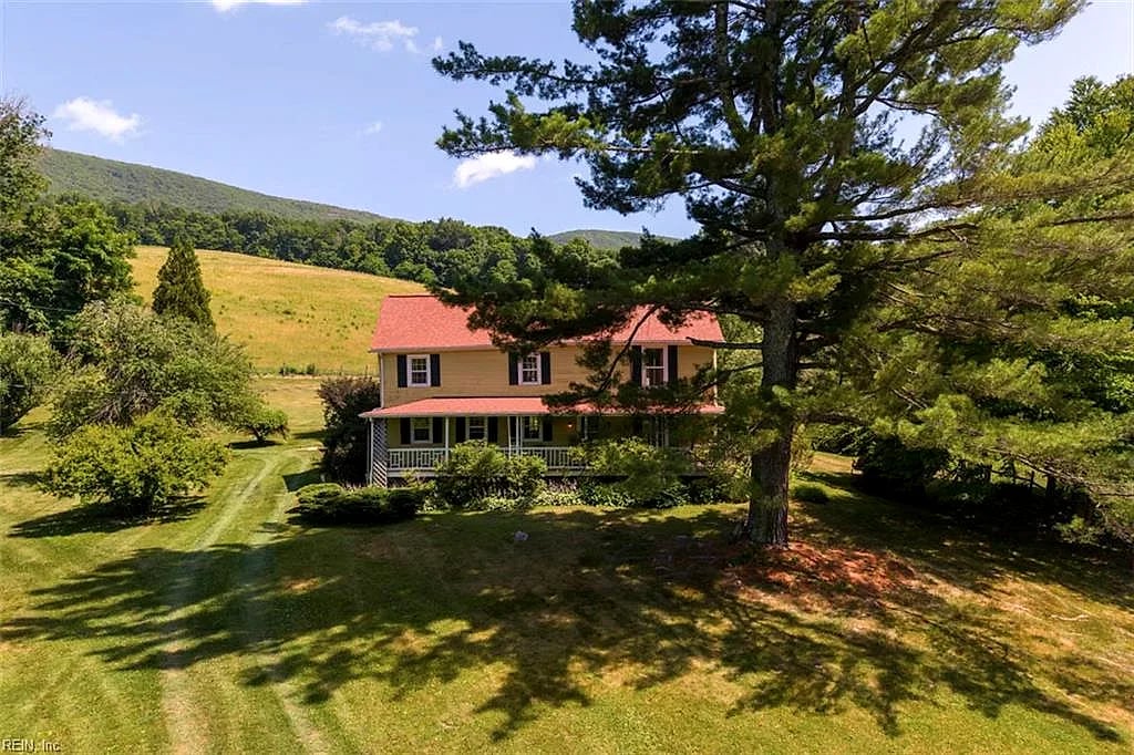 531 Lowland Farm RD, Hot Springs — 4 bed Residential, 2,960 sqft