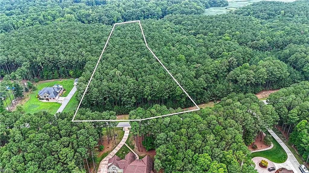 1220 Lawnes Neck DR, Smithfield — Land and Farms