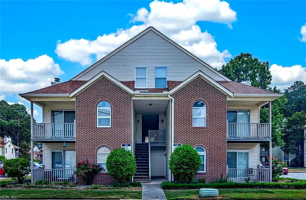 532 Pineland CIR #203, NEWPORT NEWS VA 23608