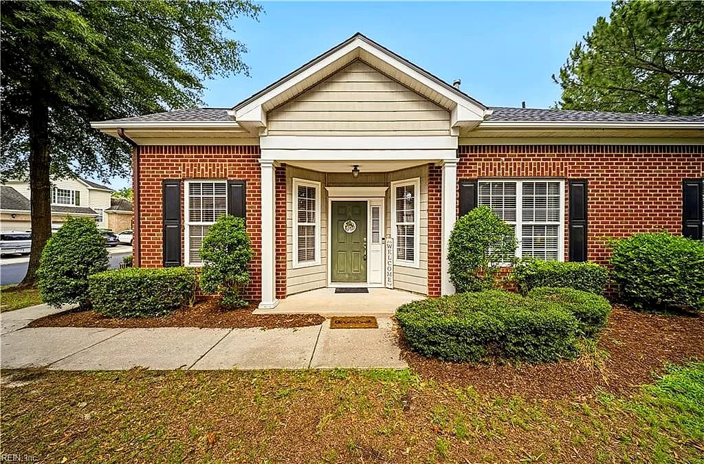 1472 Otterbourne CIR, CHESAPEAKE VA 23320