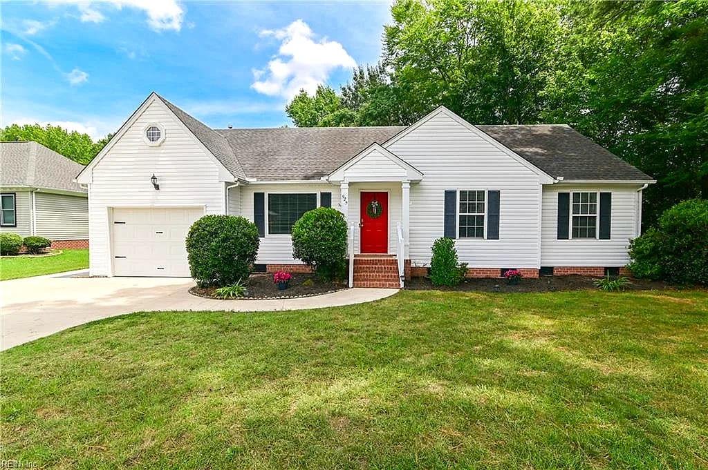 925 Johnstown RD, Chesapeake — 4 bed Residential, 1,612 sqft