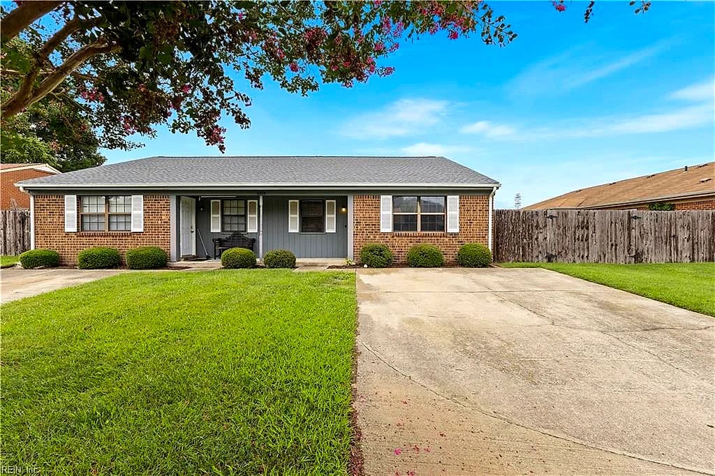 6104 Bradford DR #B, Suffolk — 3 bed Residential, 1,064 sqft