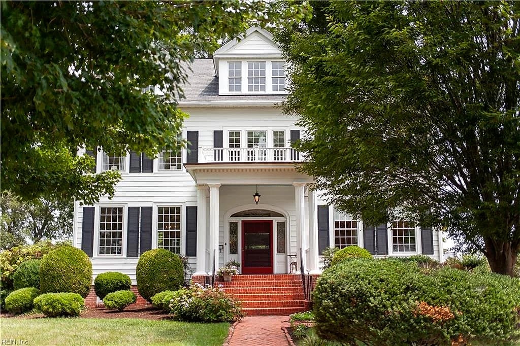 609 Bridge ST, HAMPTON VA 23669