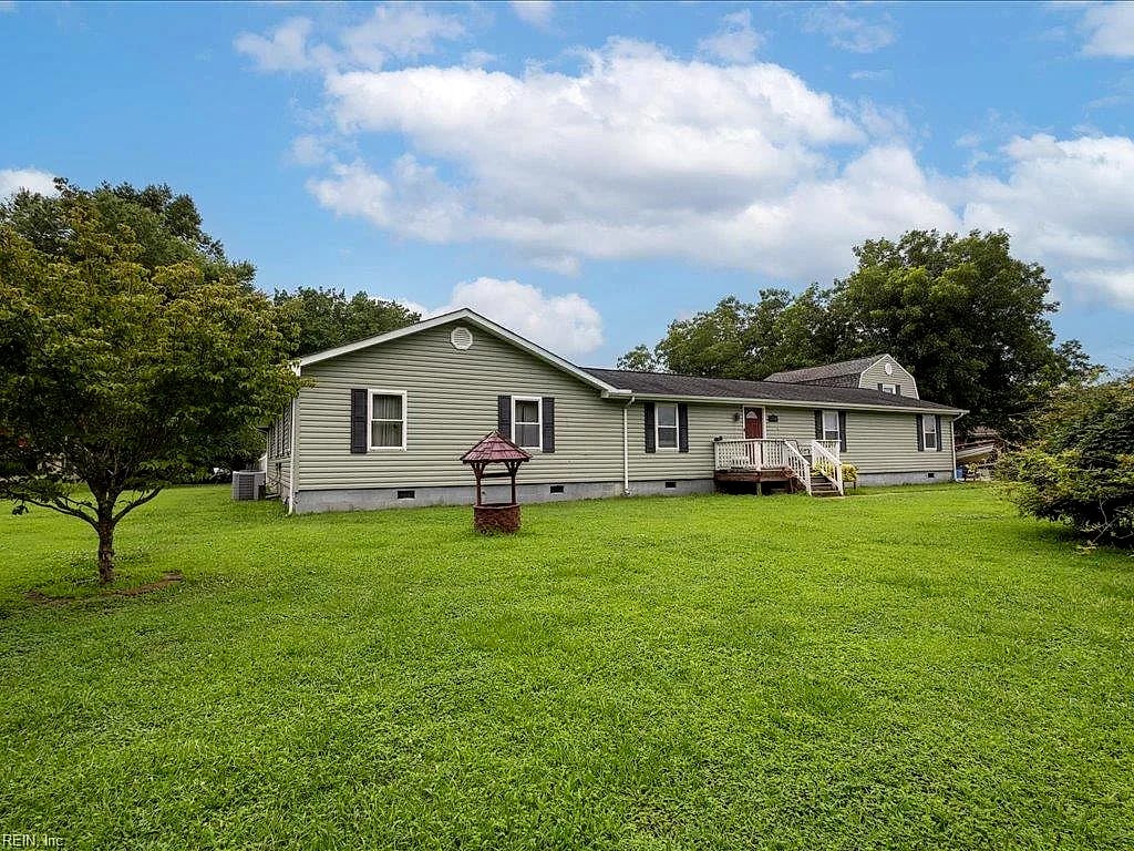 1336 Blackwater RD, CHESAPEAKE VA 23322