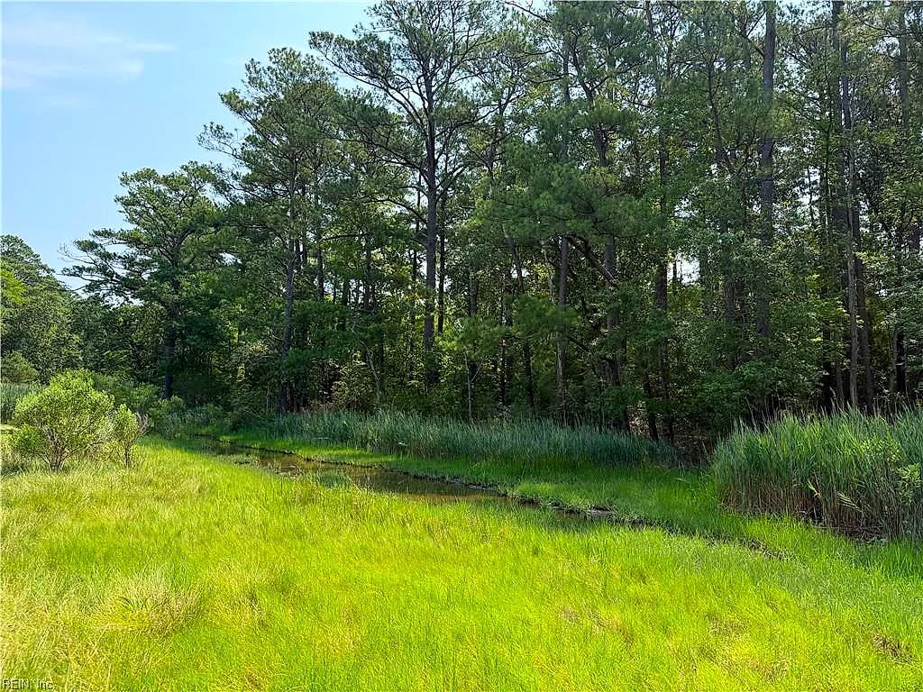 119 Stillwater LN, YORKTOWN VA 23692