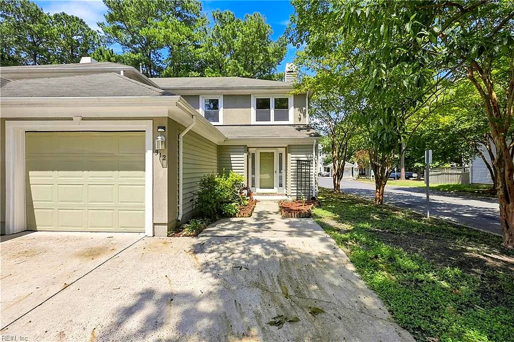 312 Esplanade PL, Chesapeake — 2 bed Residential, 1,568 sqft