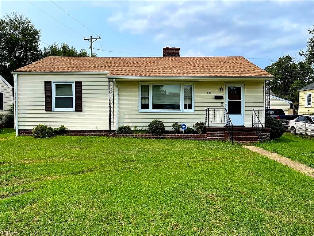 935 13th ST, NEWPORT NEWS VA 23607