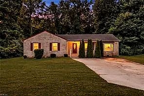 208 Locust ST, SUFFOLK VA 23434