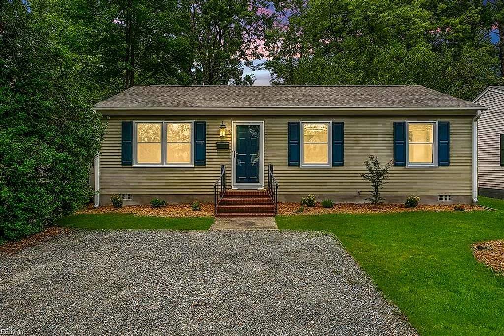 3 Alpine ST, NEWPORT NEWS VA 23606