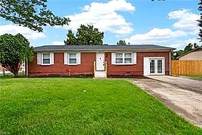 1214 Jamal LN W, PORTSMOUTH VA 23701