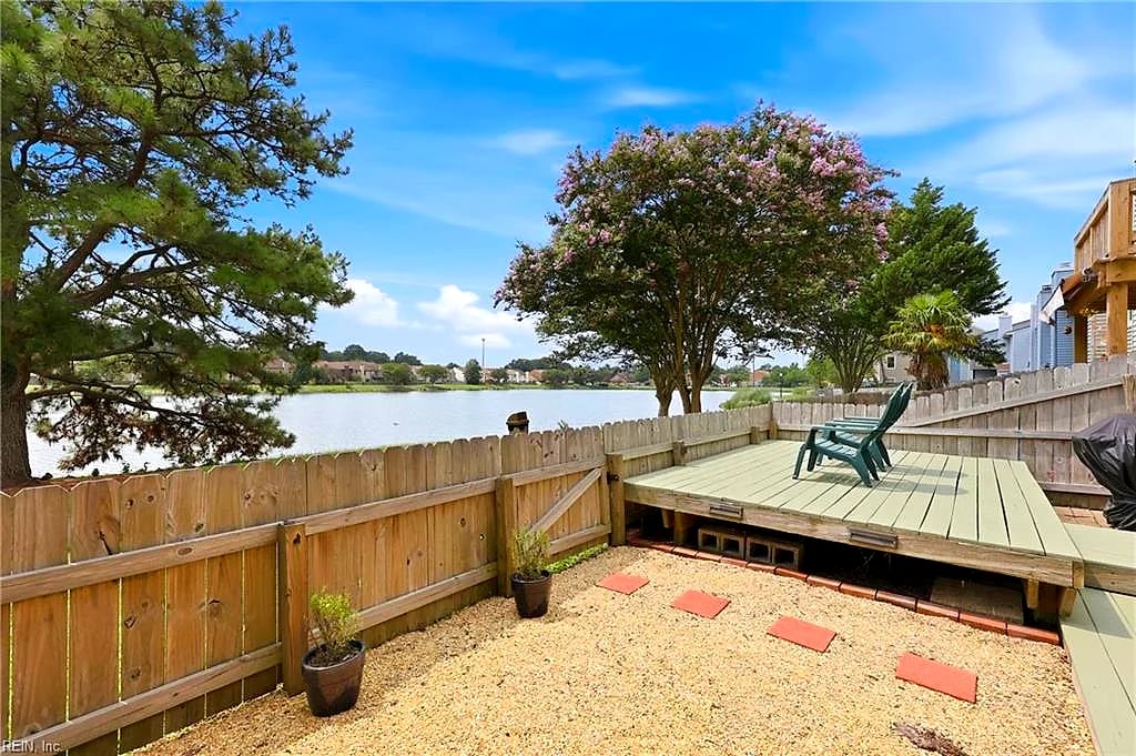 4727 Eldon CT, VIRGINIA BEACH VA 23462