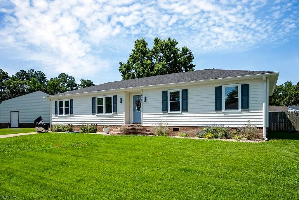 904 Levee LN, Chesapeake — 4 bed Residential, 1,728 sqft