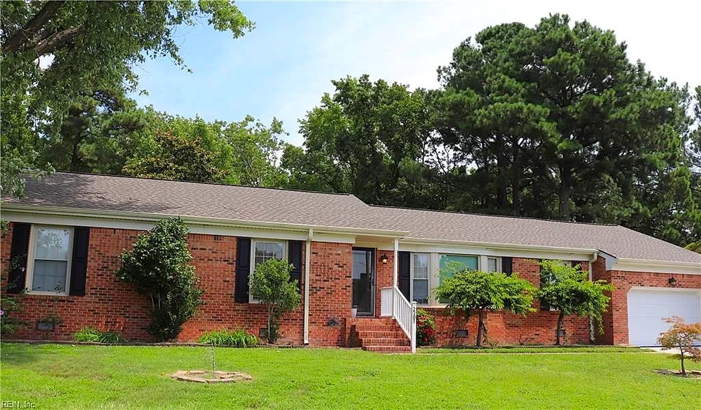 2301 Georgetown Boulevard BLVD, CHESAPEAKE VA 23325