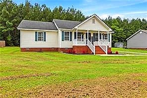 4011 Moss Point DR, North Dinwiddie — 4 bed Residential, 1,462 sqft