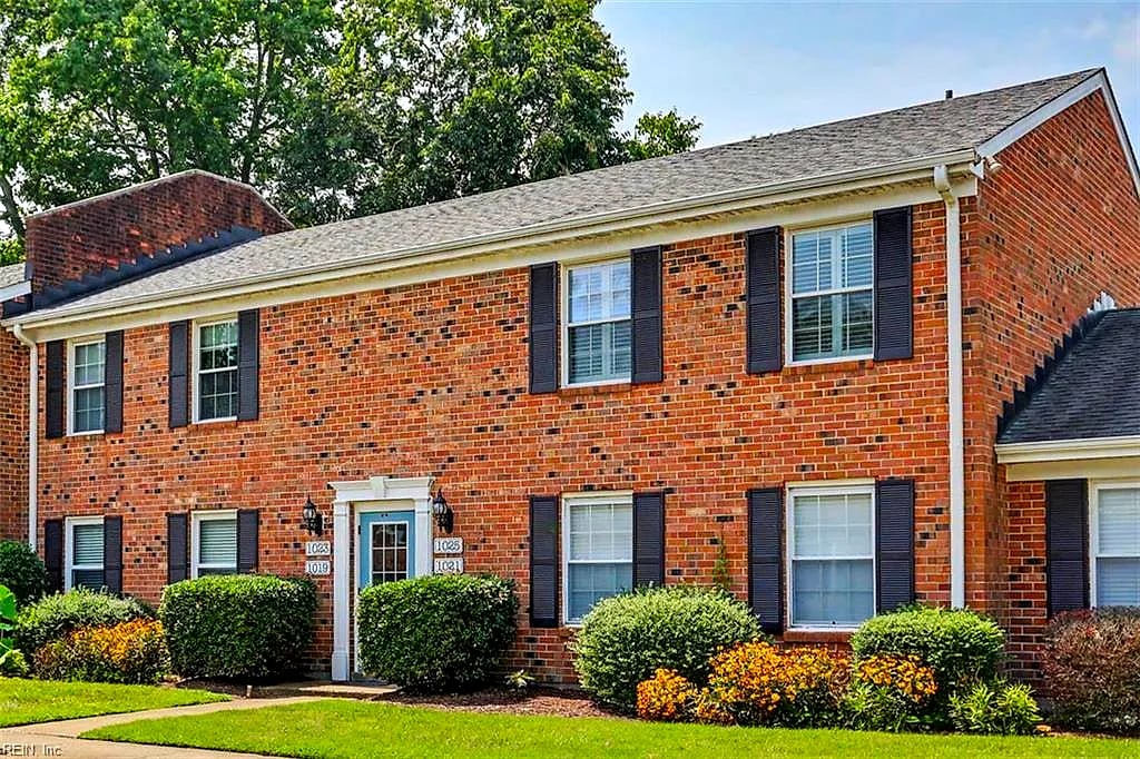 1021 Barclay SQ, VIRGINIA BEACH VA 23451