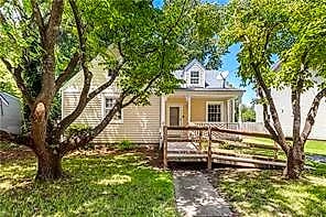4848 Robin Hood RD, NORFOLK VA 23513