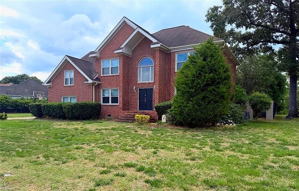 748 Greenwing DR, CHESAPEAKE VA 23323