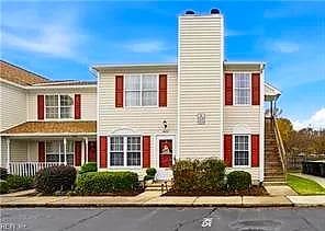 1425 Deerpond LN, VIRGINIA BEACH VA 23464