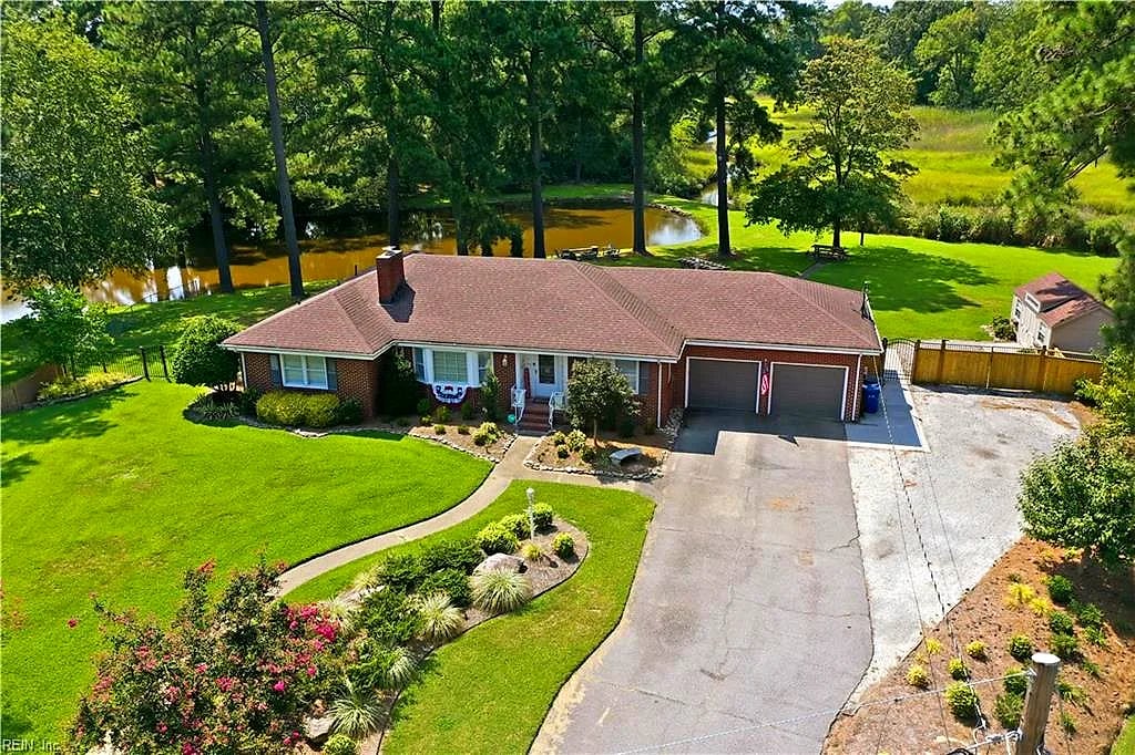 5225 Amherst DR, PORTSMOUTH VA 23703