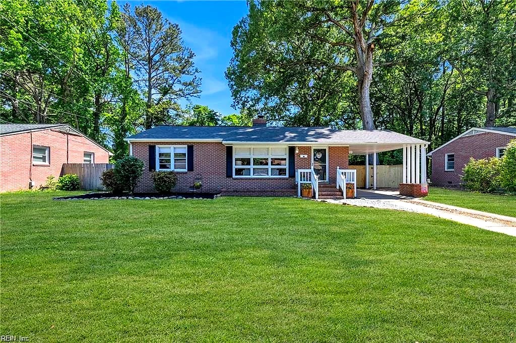 116 Henry Clay RD, NEWPORT NEWS VA 23601