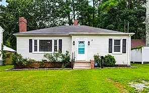 212 Kingsboro ST, Suffolk — 2 bed Residential, 1,102 sqft