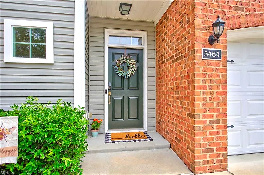 5464 Safe Harbour WAY, Virginia Beach — 3 bed Residential, 1,686 sqft